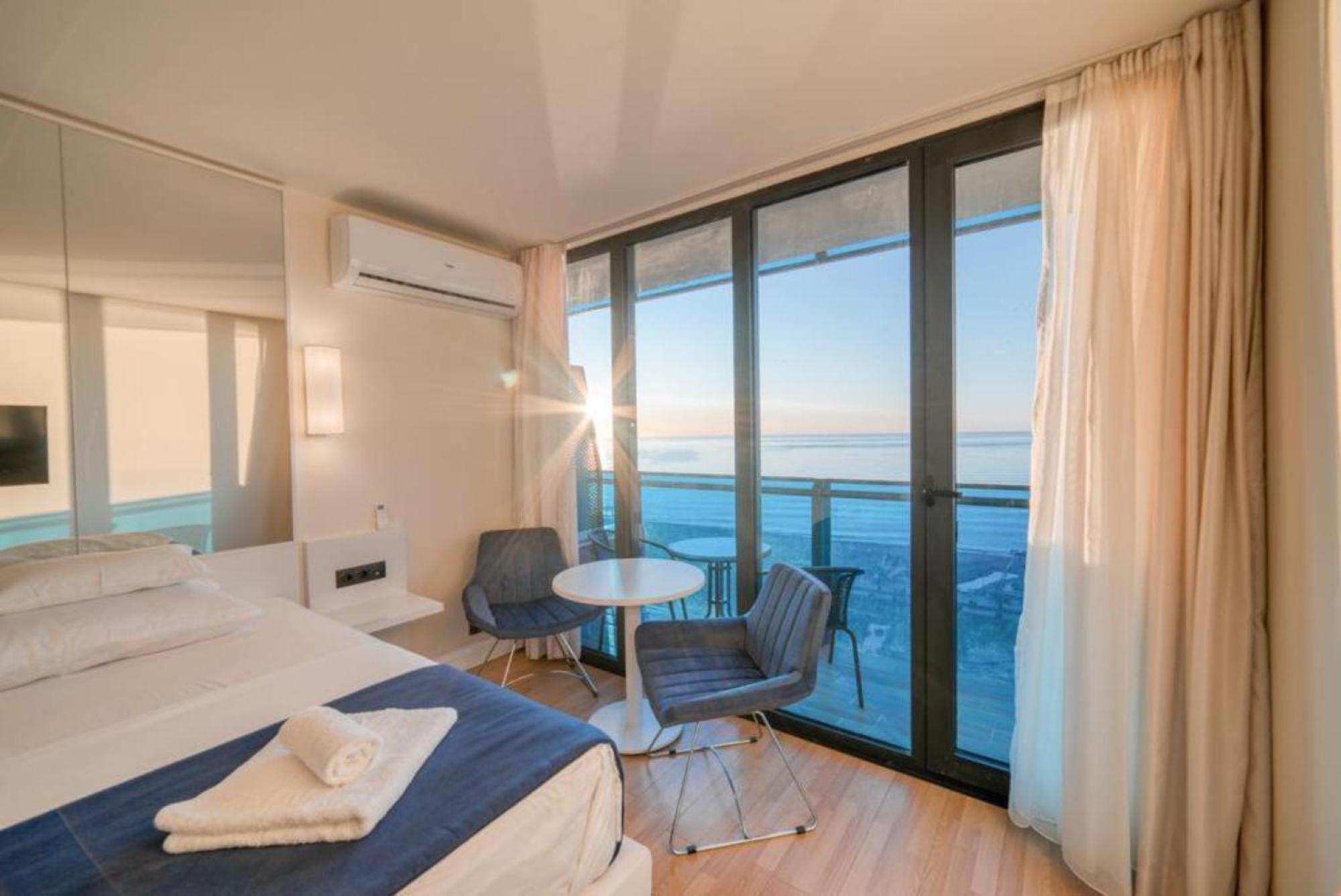 Sea View Orbi City Aparthotel Batumi Exterior photo